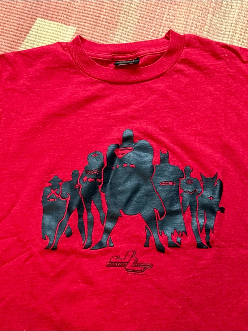 Vintage Changes Justice League Tshirt Size L Red DC Comics